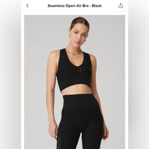 Seamless open air sports bra xs